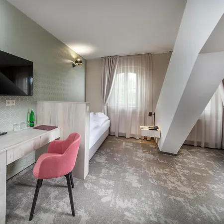 Hotel Esplanade, Dependance Monti Frantiskovy Lazne