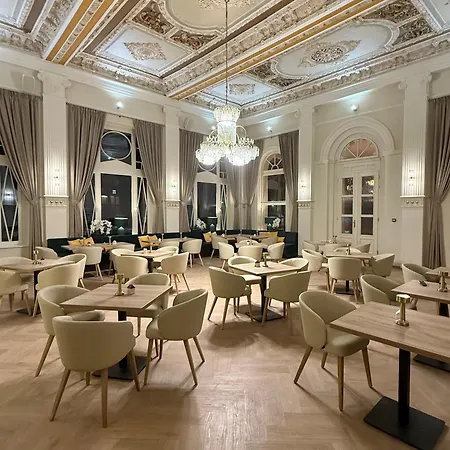 Esplanade, Dependance Monti Hotel