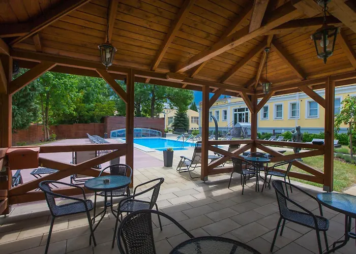 Esplanade, Dependance Monti 4* Франтишкови-Лазне