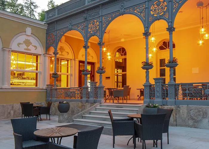 Esplanade, Dependance Monti 4*