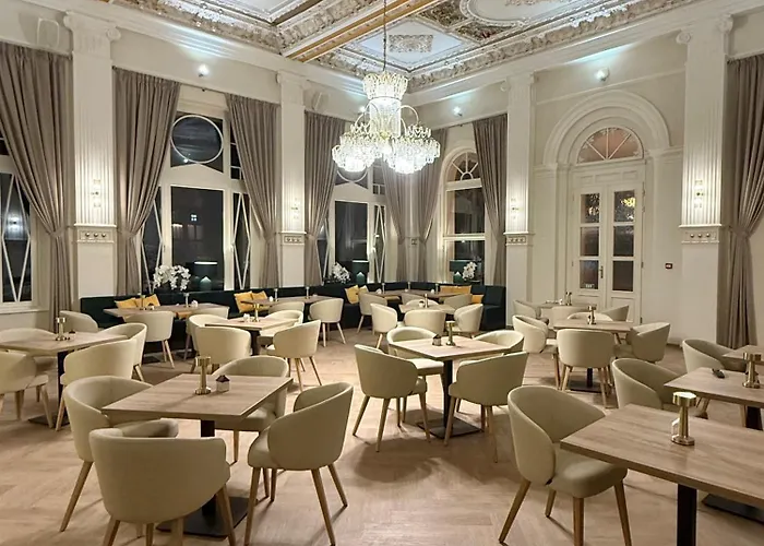 Esplanade, Dependance Monti Отель